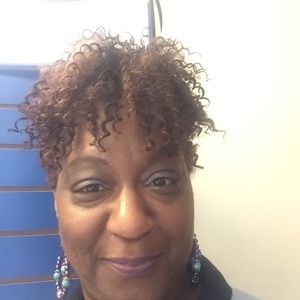 Meet your Posher, Lynnette